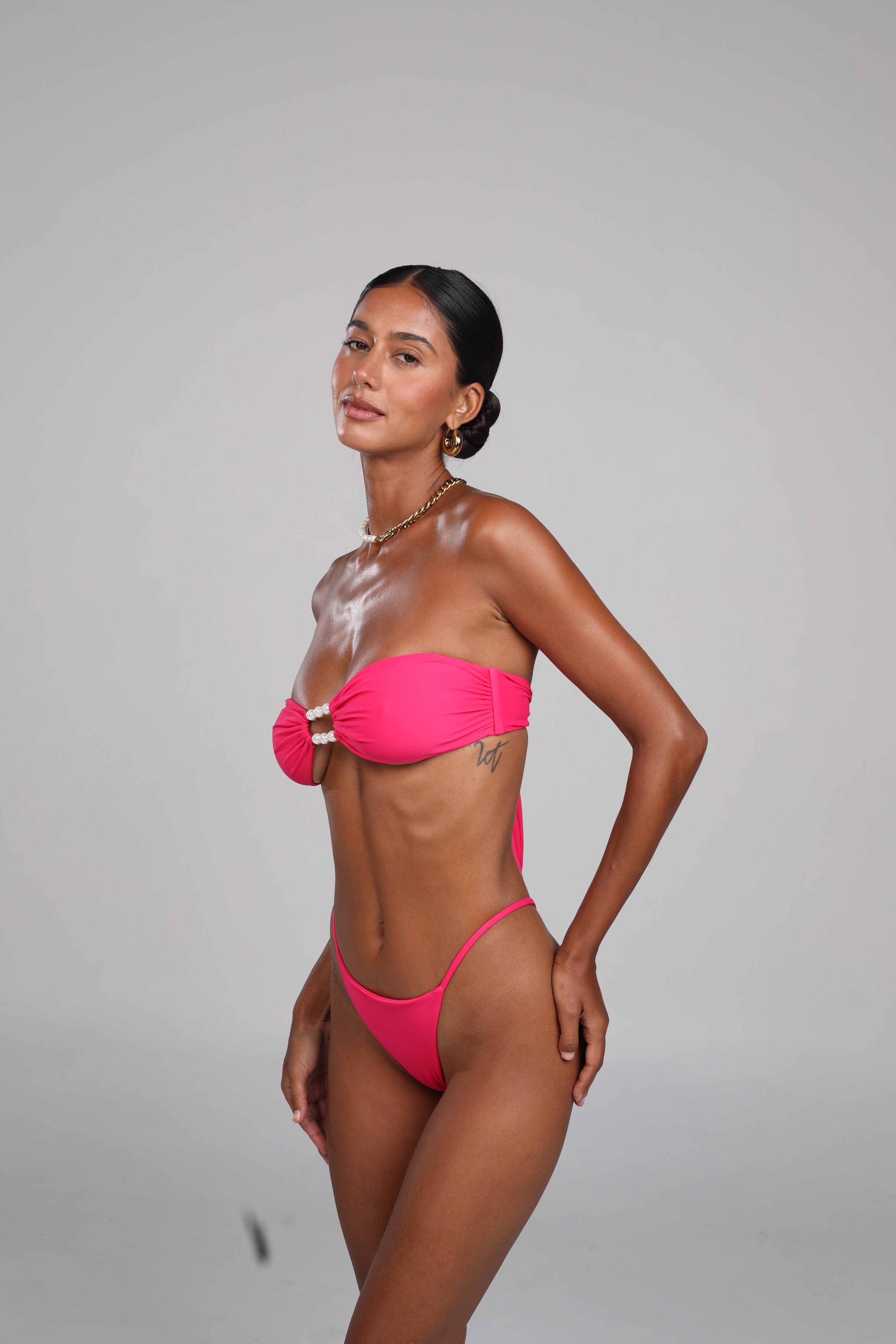 She Wears Pearls Bikini Top — Hot Fuchsia - Image 2